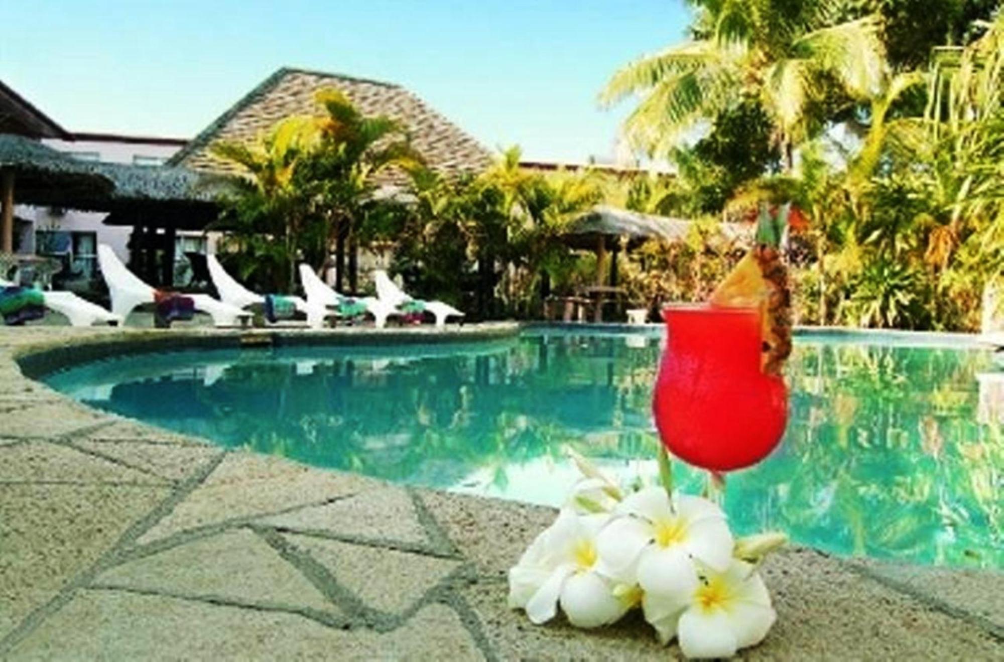 Capricorn International Hotel Nadi Exterior foto